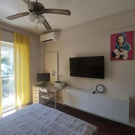 Apartment Quiet With A Large Balcony Near The Sea Athens